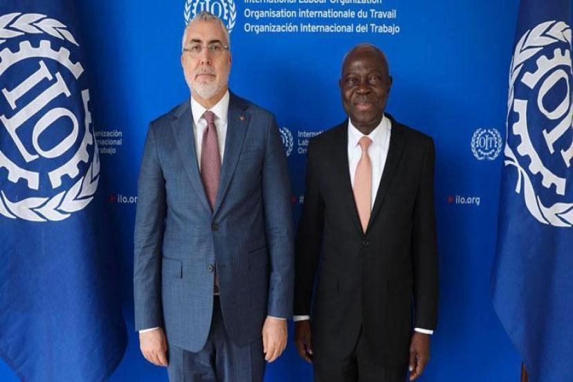  BAKAN IŞIKHAN HOUNGBO İLE GÖRÜŞTÜ