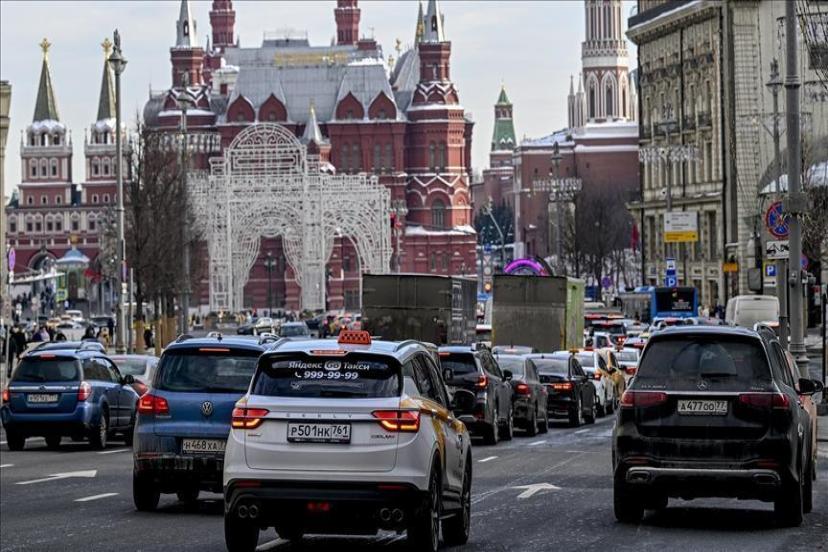  RUSYA'DA YENİ OTOMOBİL SATIŞLARI AZALDI