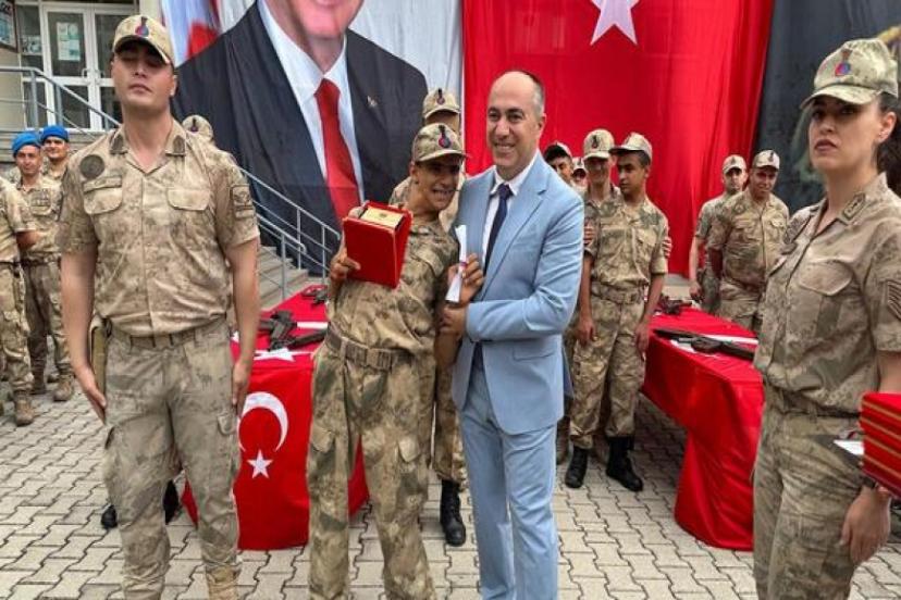 14 ENGELLİ GENÇ BİR GÜNLÜĞÜNE ASKER OLDU 