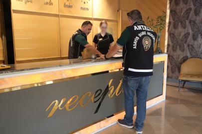 ANTALYA’DA GÜNÜBİRLİK KONAKLAMA DENETİMİ: 17 İŞLETMEYE CEZA