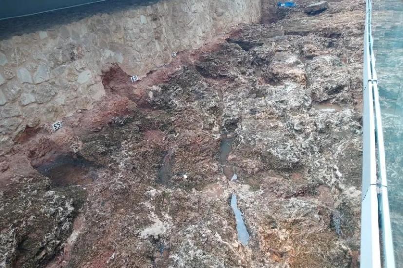 2 BİN 300 YILLIK NEKROPOL SU ALTINDA KALDI