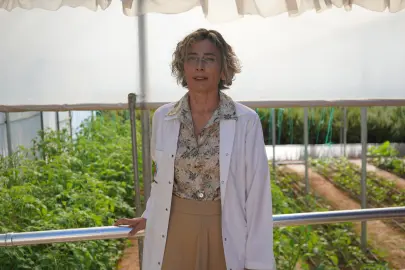 AKDENİZ ÜNİVERSİTESİ HASTALARIN RUHUNA TOPRAKLA ŞİFA VERİYOR