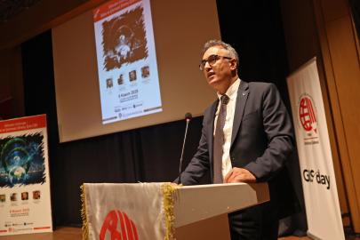 AKILLI ŞEHİRLERİN ANAHTARI: COĞRAFİ BİLGİ SİSTEMLERİ