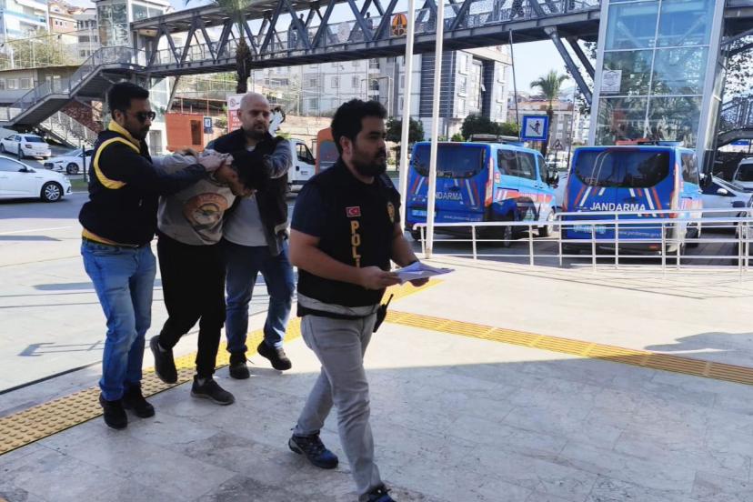 ALANYA’DA KADINA SALDIRI ŞÜPHELİSİ TUTUKLANDI