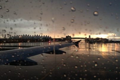 ANTALYA’DA SAĞANAK YÜZÜNDEN UÇUŞLAR AKSAMALARLA KARŞILAŞTI