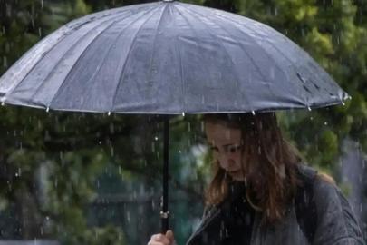 ANTALYA’YA GÖK GÜRÜLTÜLÜ SAĞANAK UYARISI