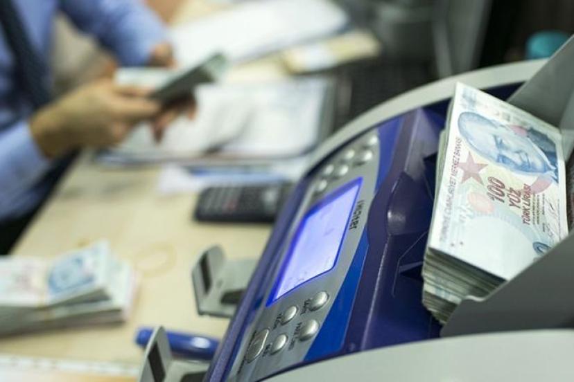 BANKALARDA MEVDUATLAR 50 AYDIR ARALIKSIZ YÜKSELİYOR