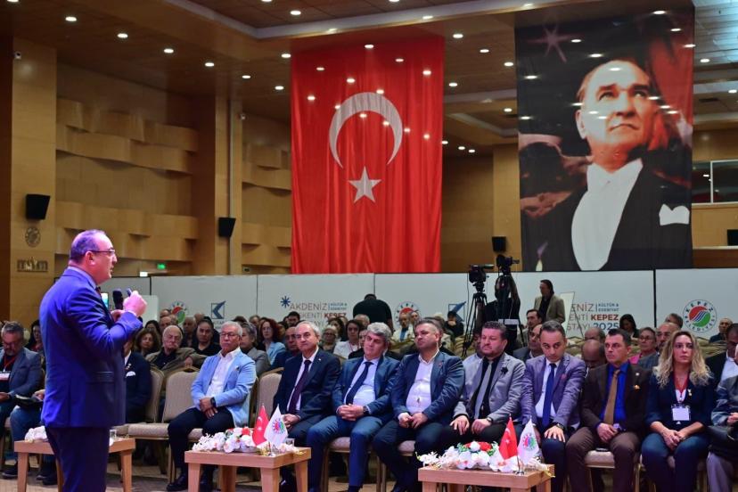 CEM SEYMEN: BİR ŞEHRİN KADERİ KİTAPLA DEĞİŞİR