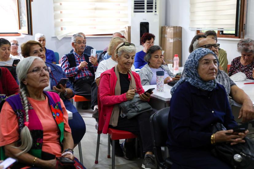 DİJİTAL ÇAĞIN KAPILARI YAŞ ALMIŞ BİREYLERE AÇILIYOR