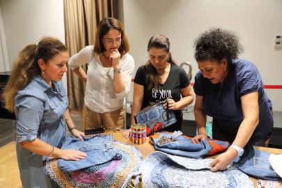 ESKİ KIYAFETLER YENİDEN HAYAT BULUYOR