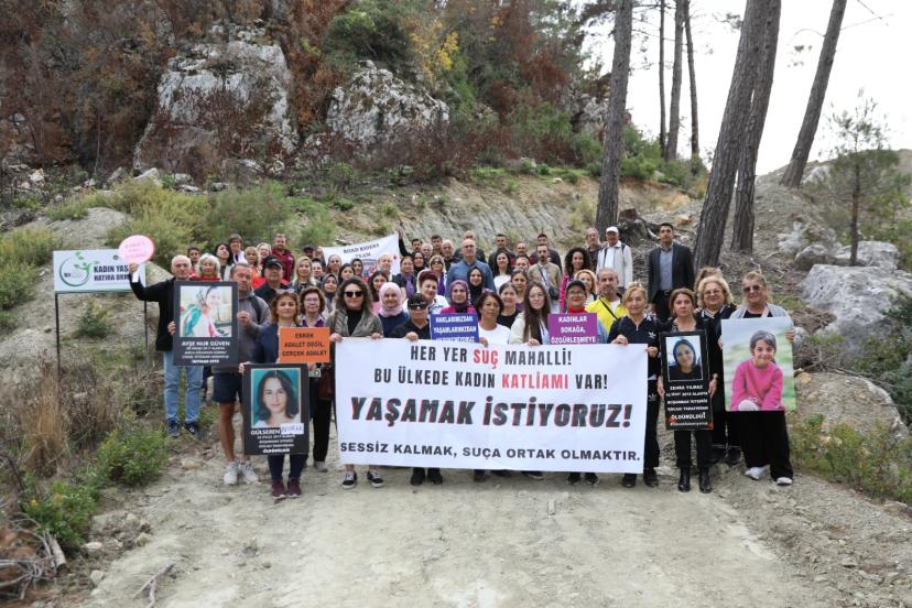 FİDANLAR KADINA ŞİDDETE DİKKAT İÇİN TOPRAKLA BULUŞTU