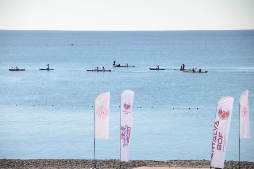 GENÇLER SU SPORLARINDA BULUŞTU