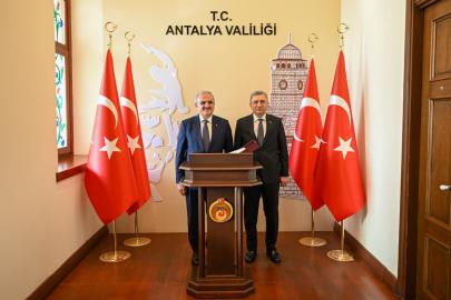 KARALOĞLU’NDAN ANTALYA VALİLİĞİ’NE ZİYARET