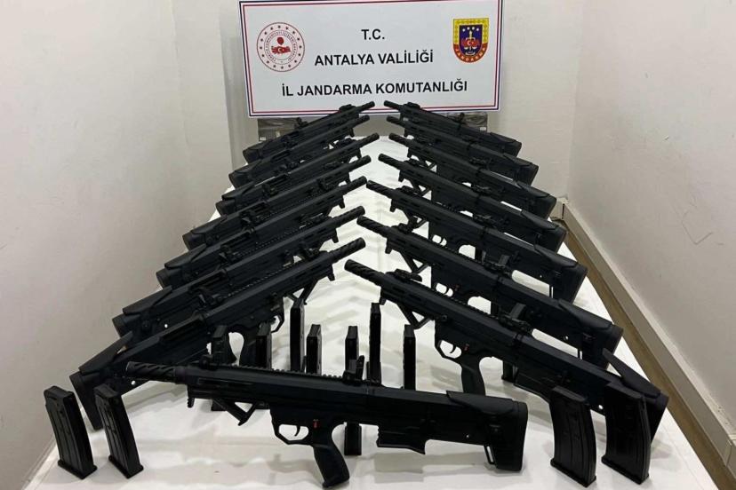 KEPEZ’DE SİLAH KAÇAKÇILIĞI OPERASYONU