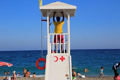 KONYAALTI SAHİLİ’NDE DİKKAT ÇEKEN DEĞİŞİM