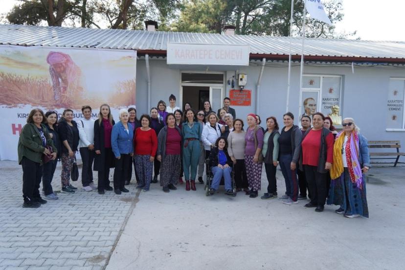 KONYAALTI’NDA KADIN BULUŞMASI KARATEPE’DE GERÇEKLEŞTİ