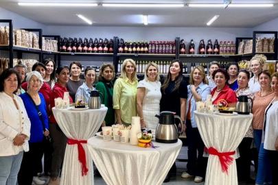 MURATPAŞA’DA ÜRETEN KADINLARIN GÜCÜ BÜYÜYOR