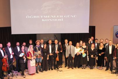 ÖĞRETMENLER GÜNÜ’NE SANATSAL SAYGI DURUŞU