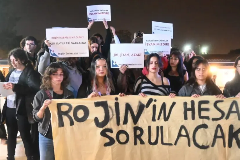 ROJİN İÇİN ADALET SLOGANLARI