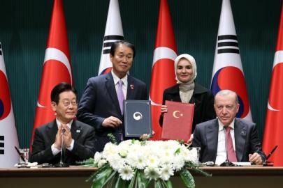 TÜRKİYE İLE GÜNEY KORE 3 ANLAŞMA İMZALADI