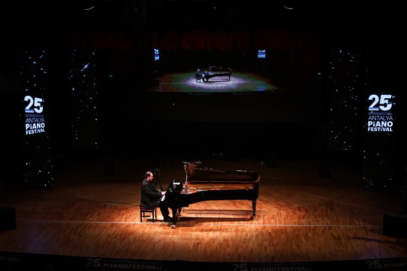 ULUSLARARASI ANTALYA PİYANO FESTİVALİ COŞKUSU SÜRÜYOR