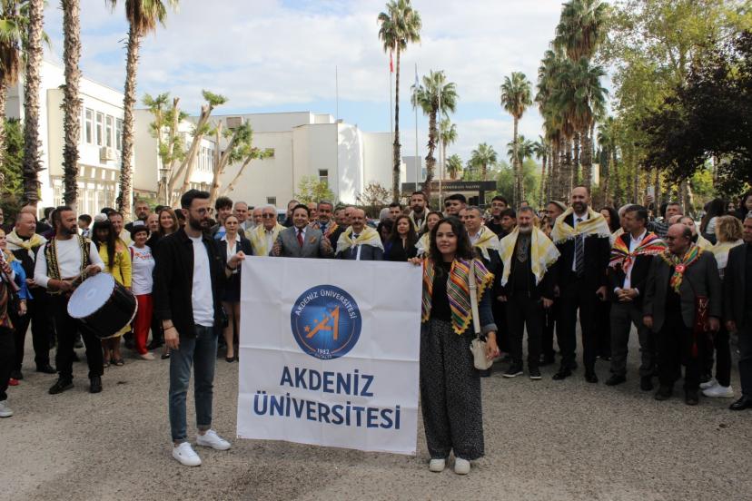 UYGULAMALI YÖRÜK OYUNLARI ÇALIŞTAYI AKDENİZ'DE DÜZENLENDİ