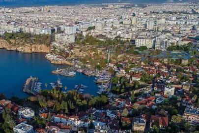 ANTALYA’DA BARINMA ÇÖKTÜ: ASGARİ ÜCRET KİRAYA YETMİYOR