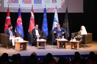 ANTALYA’DA “DEVLET HİMAYESİNDEKİ” GENÇLERE YÖNELİK ÇALIŞTAY DÜZENLENDİ