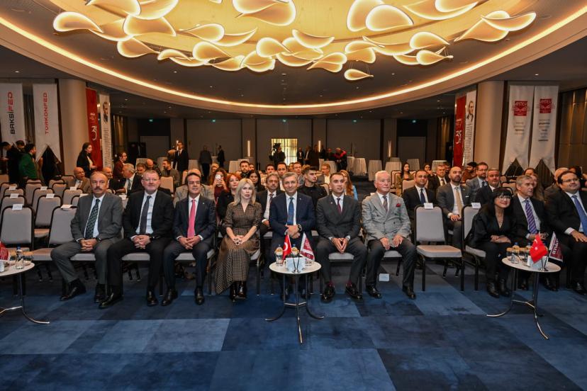 ANTALYA’DA GİRİŞİMCİLİKTE ÖDÜL YAĞMURU