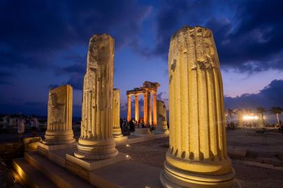 ANTALYA’DA TARİH TOPRAKTAN TAŞTI