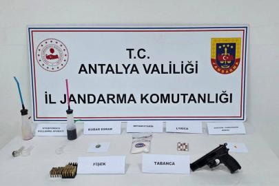 DÖŞEMEALTI’NDA UYUŞTURUCUYA JANDARMA DARBESİ