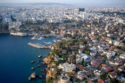 ESNAF ZİNCİR MARKET KUŞATMASINDA