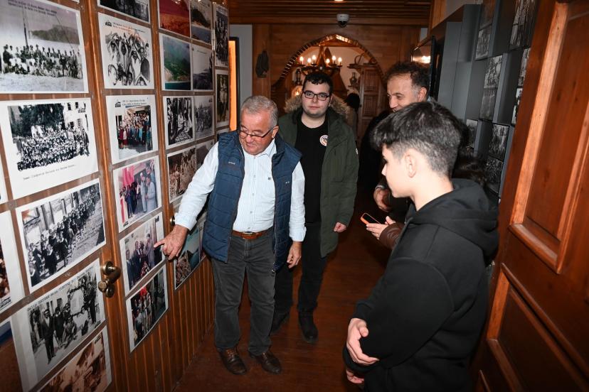 KEMER BELEDİYESİ KÜLTÜR EVİ’NE ÖĞRENCİ ZİYARETİ YOĞUN İLGİ GÖRDÜ