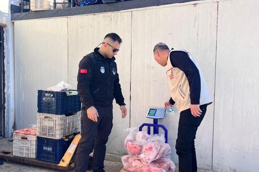 KEPEZ’DE 574 KİLO BOZUK GIDA İMHA EDİLDİ