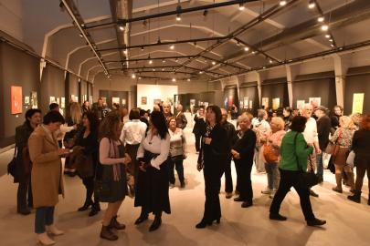 KIŞIN SOĞUĞUNA SANATIN SICAK RENKLERİ