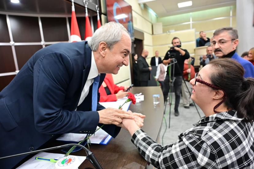 KOCAGÖZ, YILIN SON MECLİSİNİ MÜJDEYLE KAPATTI