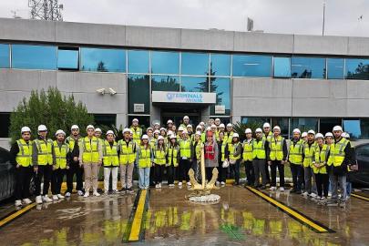 QTERMINALS ANTALYA GELECEK DENİZCİLERİ AĞIRLADI