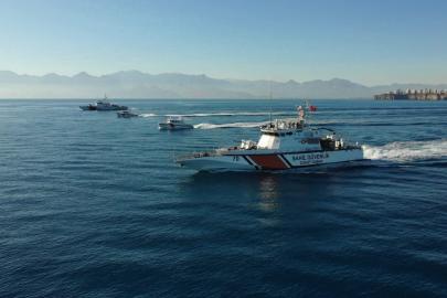 SAHİL GÜVENLİKTE İKİLİ LİMAN VE DENİZ EĞİTİMLERİ ANTALYA’DA GERÇEKLEŞTİ