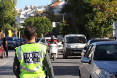 TRAFİKTE GÖZ AÇTIRILMADI