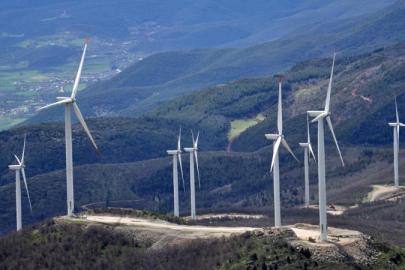 YENİLENEBİLİR ENERJİDE TARİHİ EŞİK AŞILDI