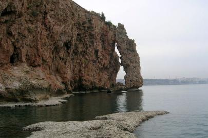 ANTALYA FALEZLERİ DÜNYADA TEK: BİLİMSEL GERÇEK ORTAYA KONDU