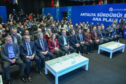 ANTALYA’DA 2040 ULAŞIM VİZYONU MASAYA YATIRILDI