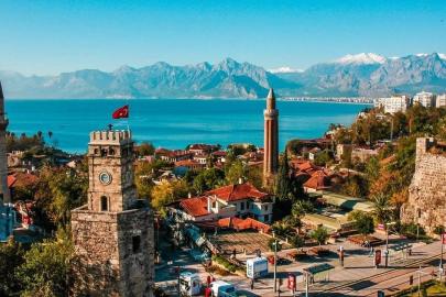 EMEKLİ ANTALYA’DAN KAÇIYOR