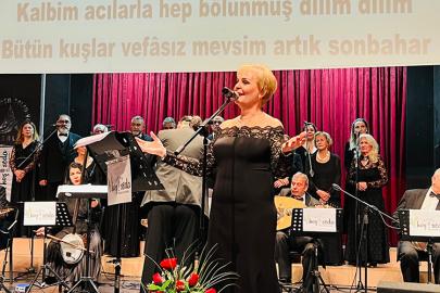 EMEKLİLERDEN MUSİKİYLE HAFIZA VE DOSTLUK BULUŞMASI