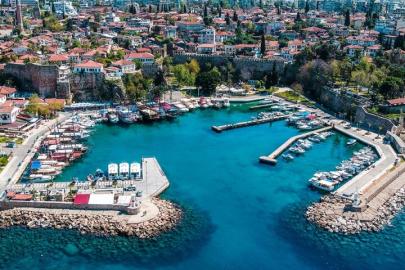 KALEİÇİ YAT LİMANI ALARM VERİYOR