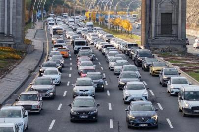 TRAFİKTEKİ TOPLAM TAŞIT SAYISI 33,6 MİLYONU AŞTI