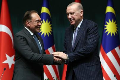 TÜRKİYE-MALEZYA HATTINDA 10 MİLYAR DOLARLIK HEDEF