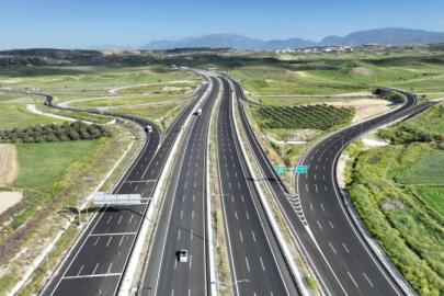 TÜRKİYE’NİN BÖLÜNMÜŞ YOL AĞI 30 BİN KİLOMETREYİ GEÇTİ