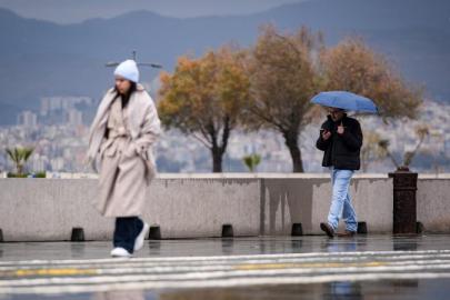 YAĞIŞ GELİYOR, SICAKLIK DÜŞÜYOR