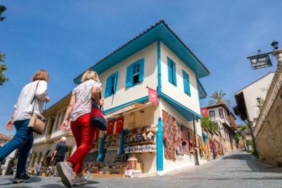 YERLİ TURİSTİN HARCAMA İŞTAHI ZİRVE YAPTI